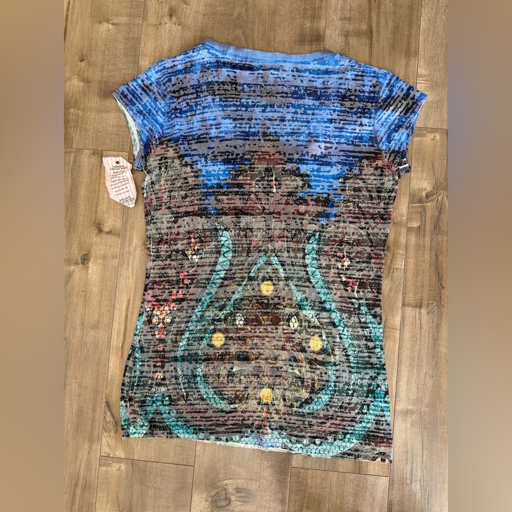 Lot of 3 NEW Awake Couture Los Angeles‎ V-Neck Shirt Short Sleeve Women Medium - Picture 4 of 13